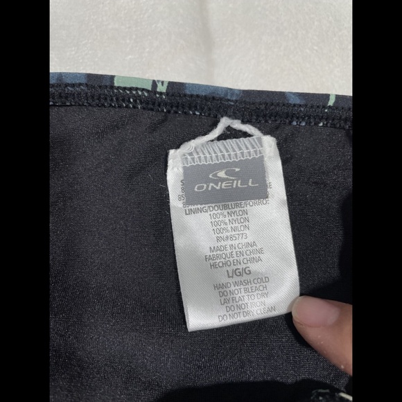 NEW O'Neill Christy Floral Twist Tab Bikini Bottom in‎ Black [SZ Large ] - Picture 10 of 12